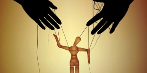 Ο ΧΡΙΣΤΟΣ ΕΠΙΣΤΡΕΦΕΙ ΣΤΗ ΓΗ ΩΣ ΓΥΝΑΙΚΑ. ΜΙΑ ΑΠΟΚΑΛΥΨΗ ΤΗΣ ΣΕΚΤΑΣ «ΕΚΚΛΗΣΙΑ ΤΟΥ ΠΑΝΤΟΔΥΝΑΜΟΥ ΘΕΟΥ»